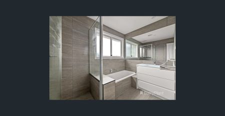 STUNNING MODERN HOME IN PRIMARY LOCATION! - Photo 2