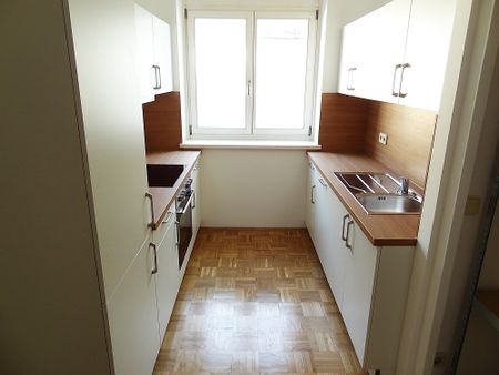 Gemütliche Mietwohnung mit neuer Einbauküche, Terrasse und Lift, in der Nähe vom Bahnhof Feldbach …! - Photo 5