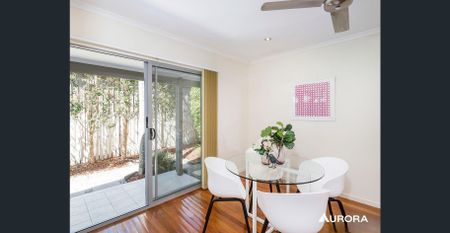 Modern Executive Townhome in the Heart of Bulimba – Walk to Oxford Street - Photo 5