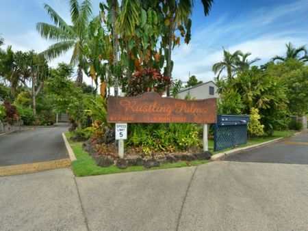 CENTRAL LOCATION!! - Photo 4