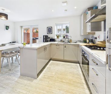 Sealion Approach, Stanway, Colchester, Essex, CO3 8AR - Photo 2