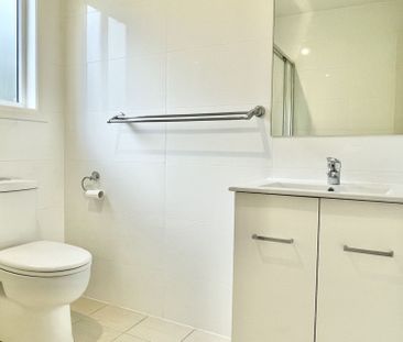 Lovely Flat in Peaceful Location! - Photo 4