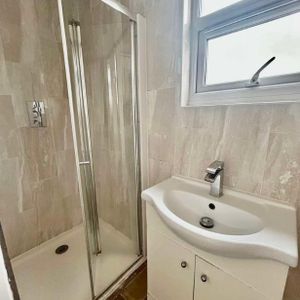 Balmoral Road, Gillingham, ME7 - Photo 3