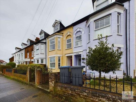 Constable Road, Felixstowe, Felixstowe, IP11 - Photo 1