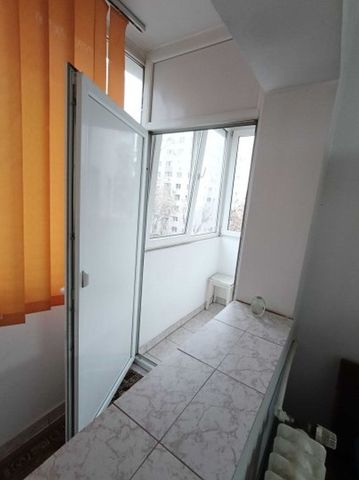 Dristor etaj 2 semidecomandat - Photo 4