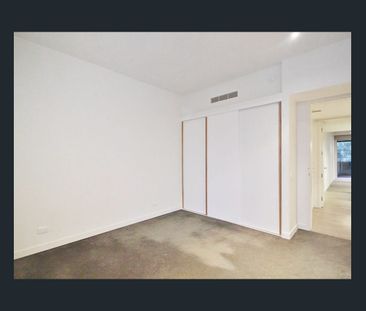 Overlooking McCallum Park and Swan River ! - Photo 6