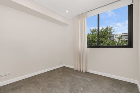 *** 8 month lease only*** Discover modern living in the heart of Alexandria Available Now - Photo 2