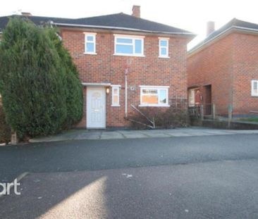 4 bedroom semi-detached house to rent - Photo 5