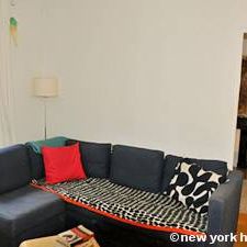 Logement à Paris, Location meublée - T2 - Canal Saint Martin (PA-2475) - Photo 1