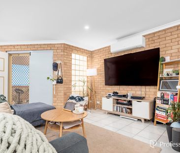 Family Home with Stunning Ocean Views - Photo 2