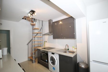 Studio to rent - Photo 5