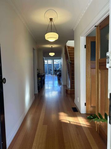 Pascoe Vale - Photo 2