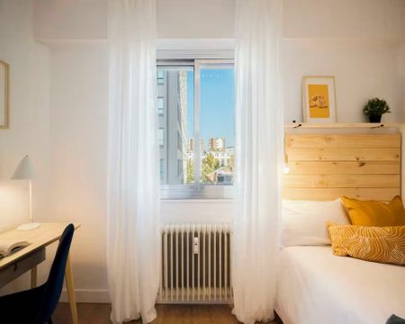 Calle del Conde de la Cimera, Madrid, Community of Madrid 28040 - Foto 4