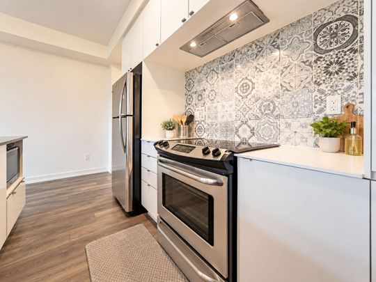 For Lease - 3116 Ernest Appelbe Boulevard, Oakville, Ontario - Photo 1