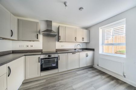 4 bedroom townhouse to rent - Photo 5