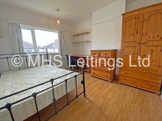 8 Trenic Crescent, Leeds, LS6 3DL - Photo 1