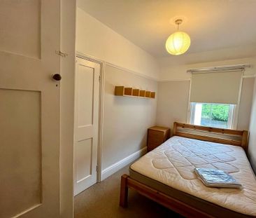 4 bedroom terraced house to rent - Photo 4