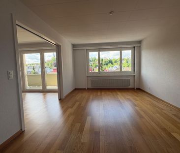 central 4-room apartment in Burgdorf! - Foto 1