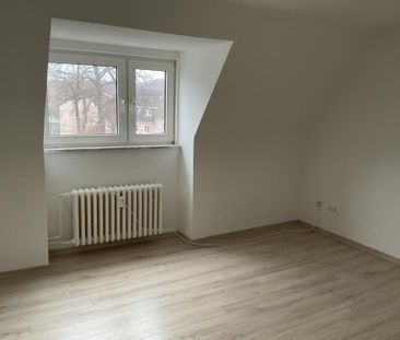 Wohnen unterm Dach - geeignet für Singels und Paare - Photo 2