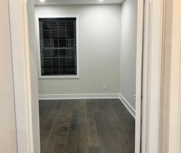 For Lease - 117 Pauline Avenue, Toronto, Ontario - Photo 2