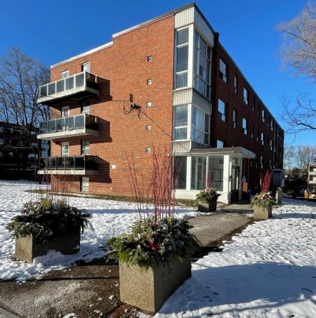 4 Hill Heights, Toronto — Bachelor - Photo 4