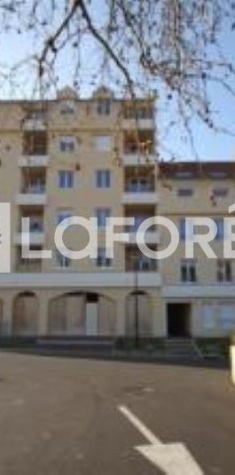 Apartment - Photo 2