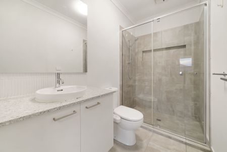 Stylish and Spacious Dream Home - Photo 5