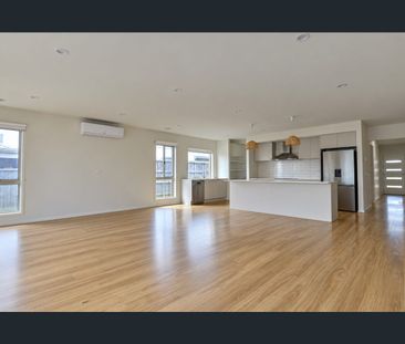 Beautiful Family Home - Photo 1