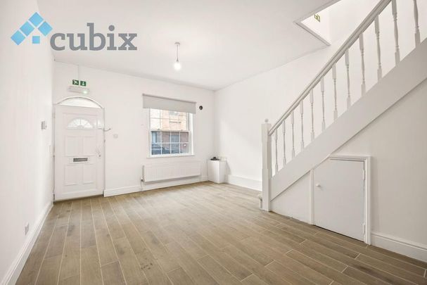 3 bedroom terraced house to rent - Photo 1