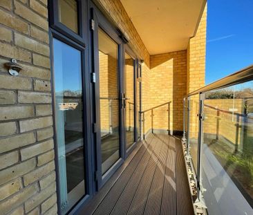 1 bedroom flat to rent - Photo 6