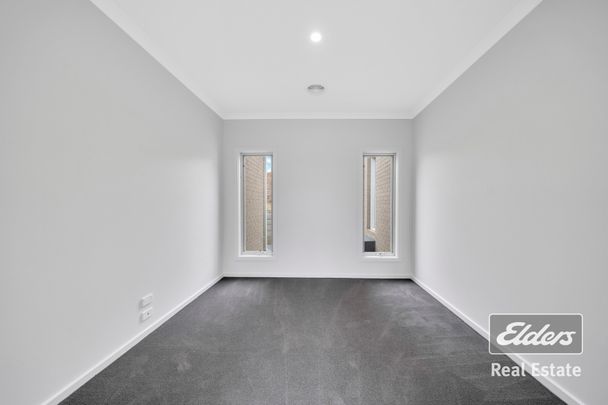 44 Lismore Circuit - Photo 1