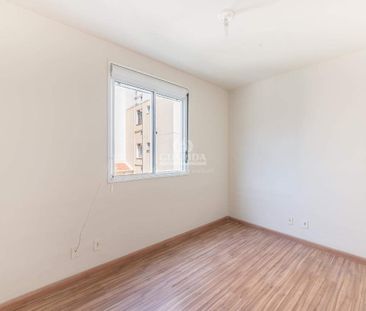 Apartamento com 2 dormitórios e 1 vaga de garagem no bairro Humaitá... - Foto 5