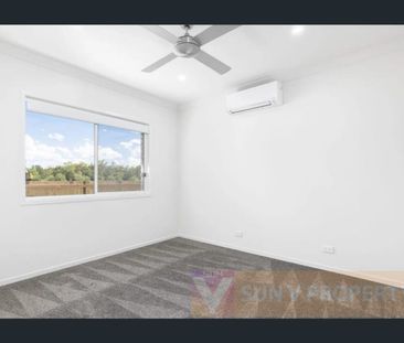 Modern Family Home in a Convenient Browns Plains Location - Photo 4