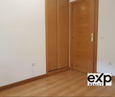 Apartamento luminoso con amplio patio privado en Ventilla–Almenara - Photo 4