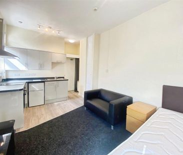 1 bedroom flat to rent - Photo 1