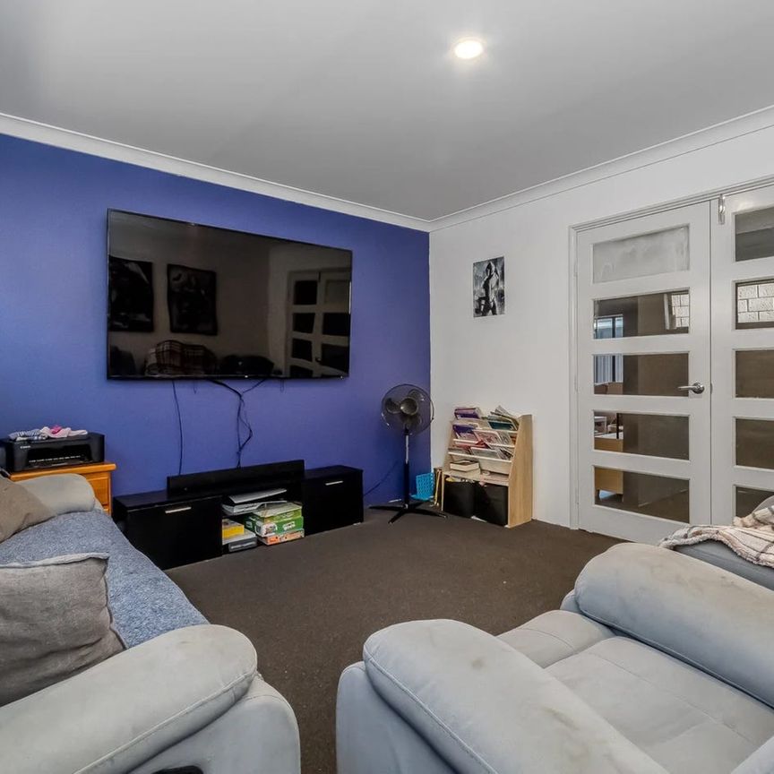 Luxurious, High-Spec Family Living with Multiple Living Zones & Solar Efficiency - Photo 1
