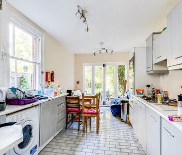 5 bedroom house to rent - Photo 1