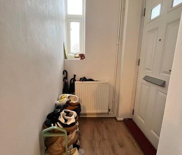 Room in a Shared Flat, Loughborough Road, SW9 - Photo 5