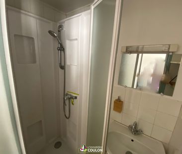 Location Appartement 1 pièce 21m² - Photo 3