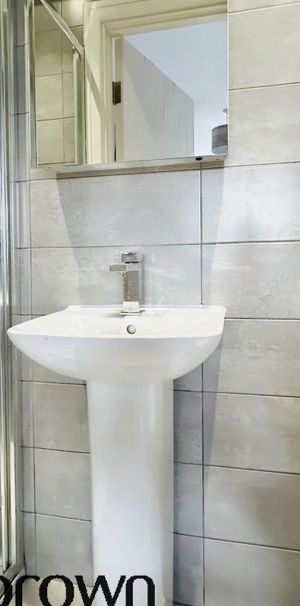 Whitehall Road, COLCHESTER - Photo 2