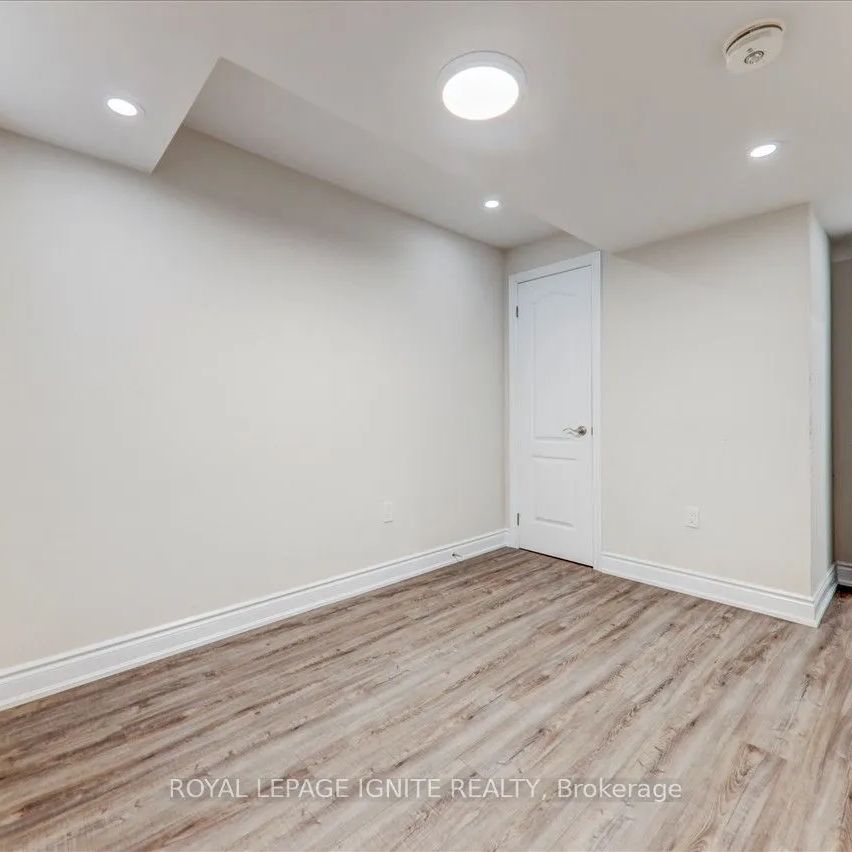 Detached Home For Lease | E8463814 - Photo 1