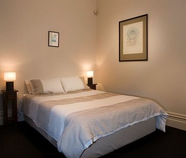 Two bedroom apartment minutes walk from the CBD - Photo 5