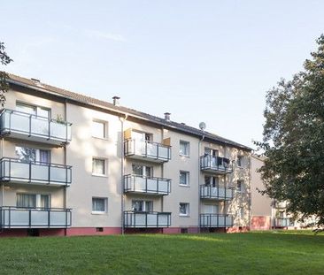 Zum 03.03: Sanierte Wohnung in modernem Wohnhaus in Düsseldorf-Eller - Photo 1