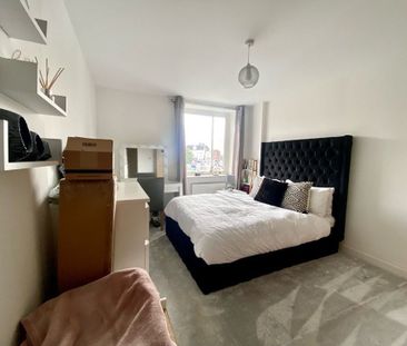 Lynmouth Avenue, Chelmsford - Photo 2