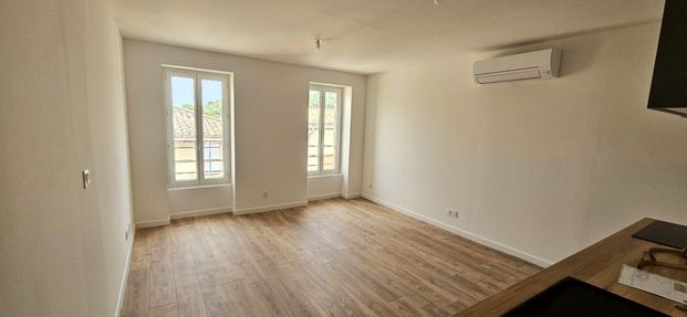 Location Appartement 3 pièces 52m² FLASSANS SUR ISSOLE 83340 - Photo 1