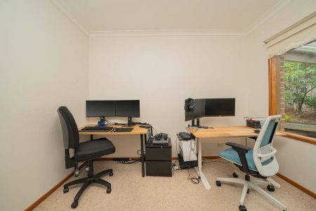 “Neat & Complete!” - Photo 5