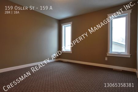 2 Bedroom Main Rental with AC, Pet-Friendly - Photo 4