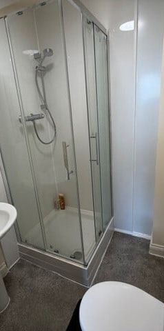 Sackville Street - Photo 1