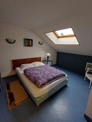 Location Appartement 2 pièces 43m² MILLAU 12100 - Photo 3