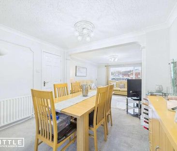 Spinney Green, Eccleston, WA10 - Photo 3